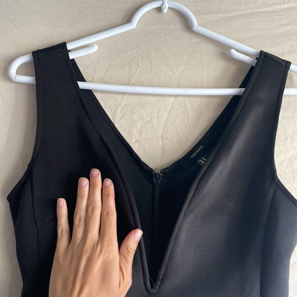Forever 21 Black Dress - Picture 3 of 6